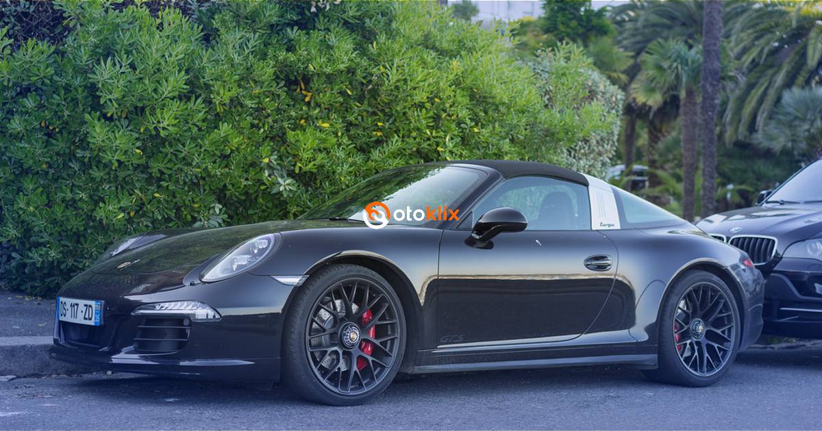 Targa Parcheggio Park Scudo Personalizzata – 52x11 Cm, Pannello Composito Alluminio 3 Mm, Con 4 Fori, Resistente Alle Intemperie